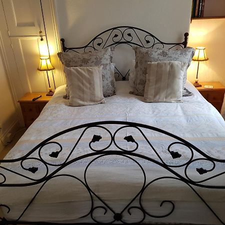 Cherry End Bed And Breakfast Chichester Exterior foto